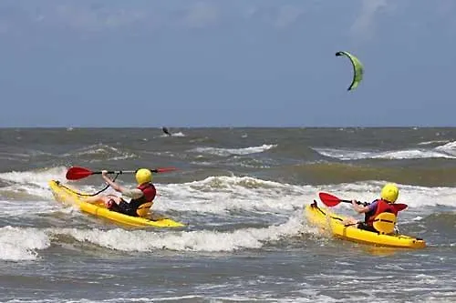 Amsterdam زاندفورت